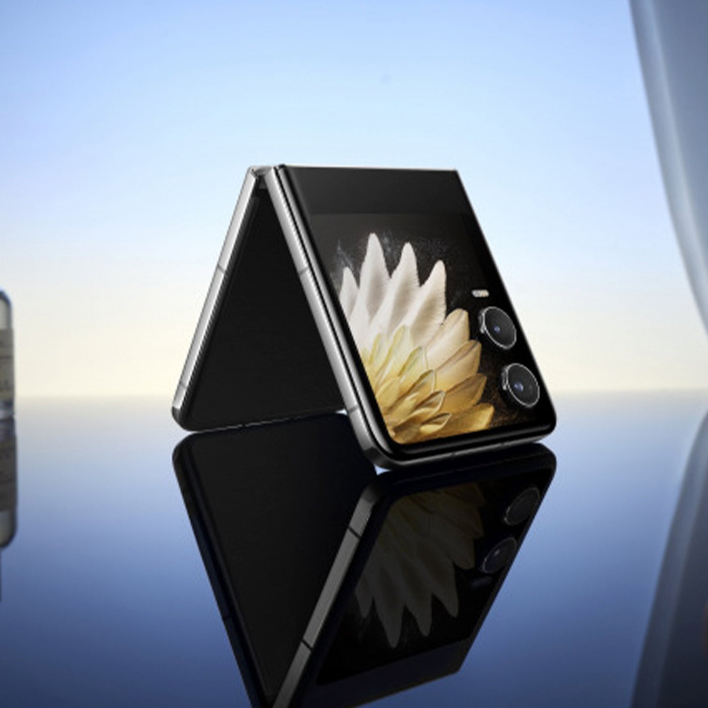 TECNO PHANTOM V Flip 2 5G