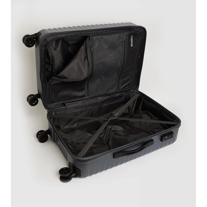 American Tourister SKY COVE Spinner, Medium Size Luggage, TSA Lock, Double Wheels, Scratch-Resistant, Organized Interior with Mesh Divider & Packing Straps