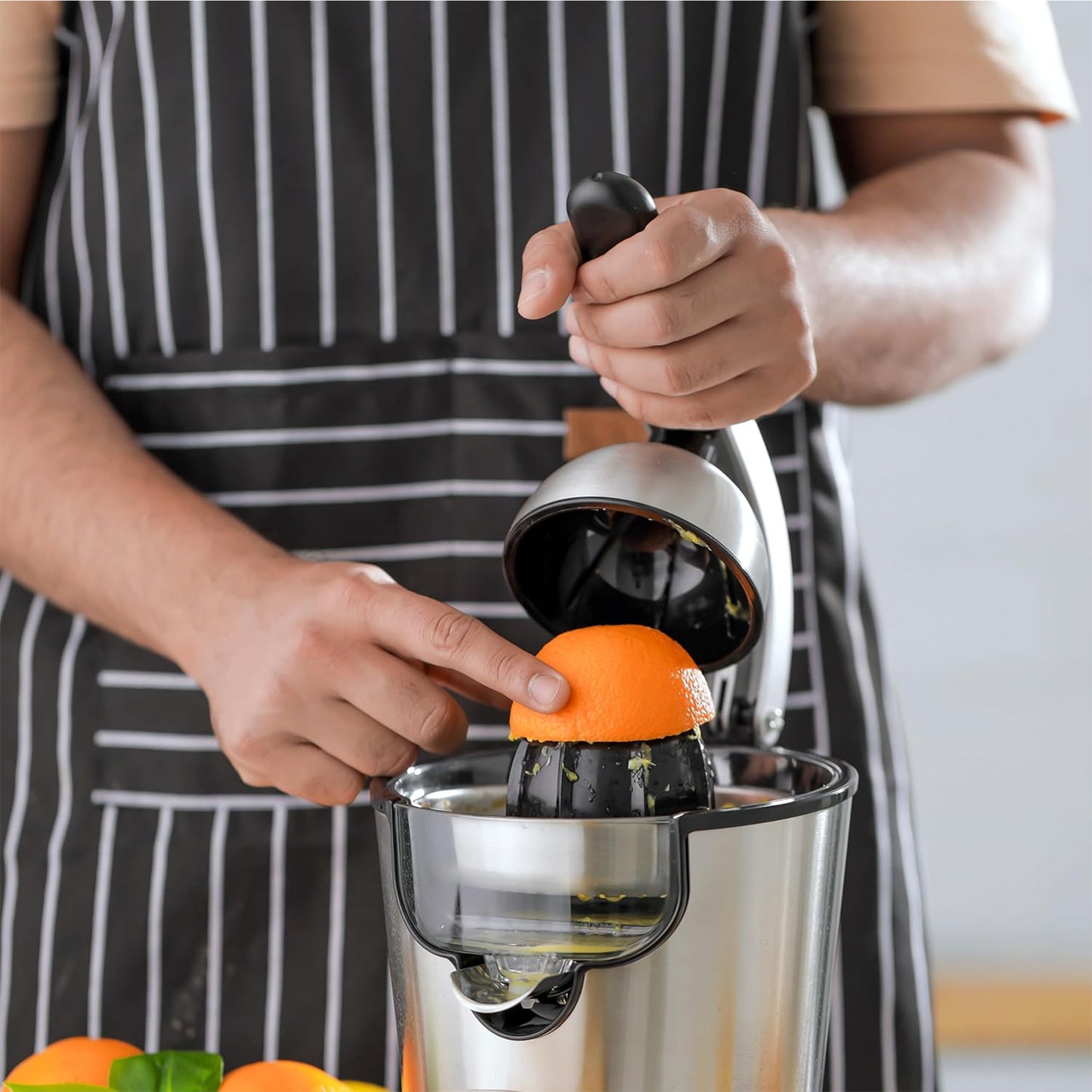 Geepas Citrus Juicer Stainless Steel 300W (GCJ46018)