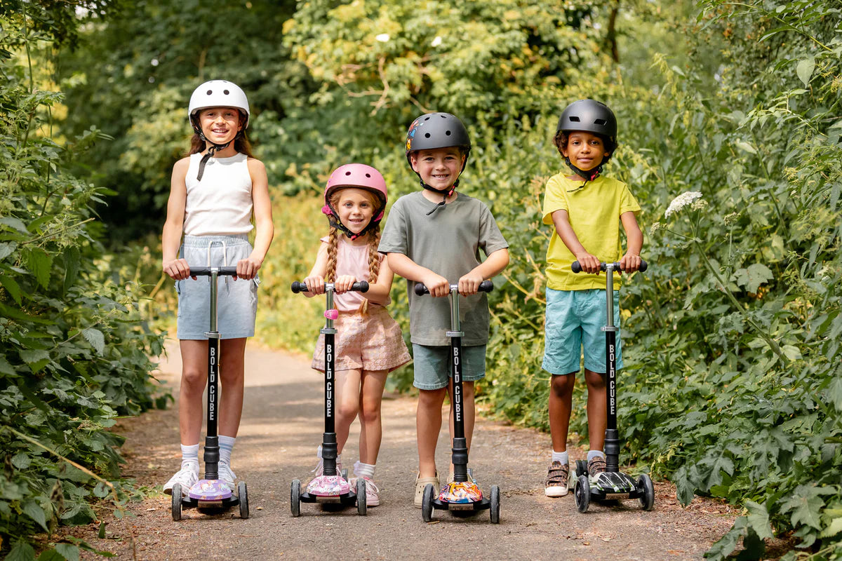 Boldcube Big 3-Wheel Scooter – Kitty Love, Age 5-10