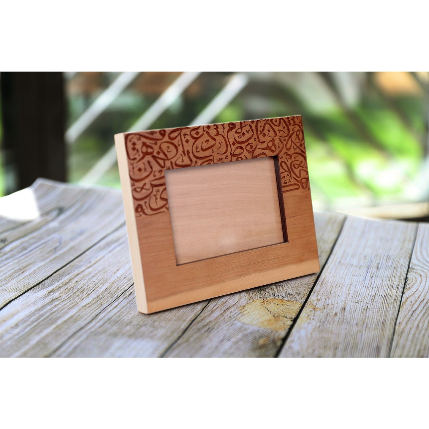 wood photo frame light color