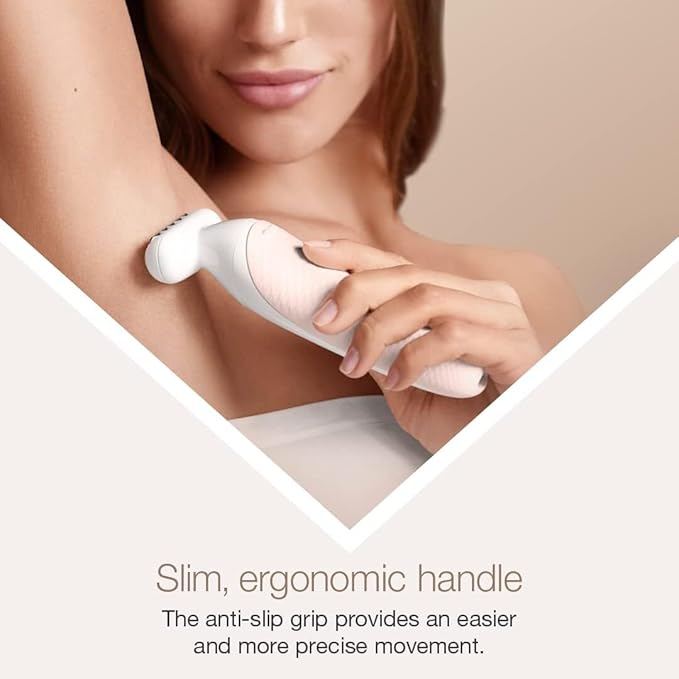 Braun Silk-Epil 9 Flex Epilator for Women, Flexible Head for Easier Hair Removal, Anti-Slip Grip & Pressure Control, Smartlight to remove finest hair, Waterproof, Deep Body Exfoliation Brush
