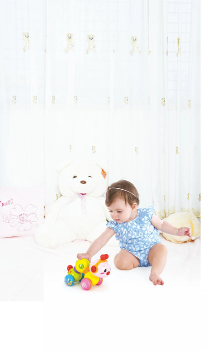 HOLA – Happy Wiggle Worm