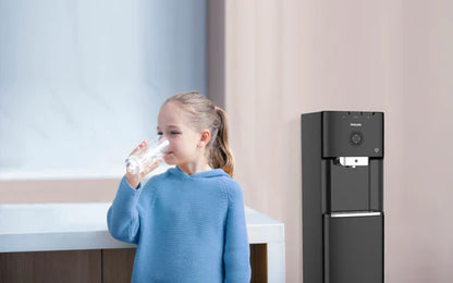 Philips bottom-fill water cooler with UV light and Micro P-Clean technology
