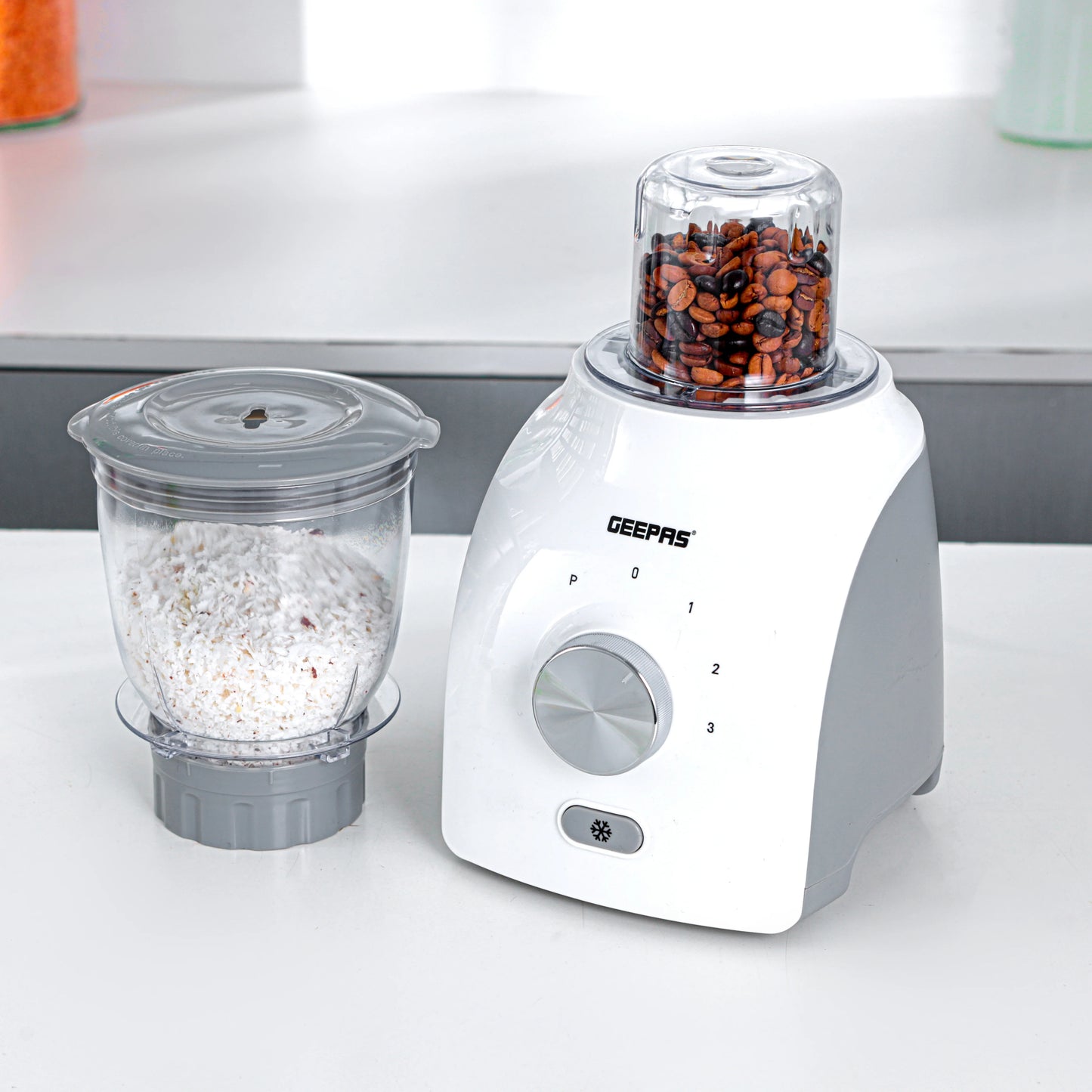 Geepas GSB44034N 3-in-1 Blender – 600W, Powerful Motor with 3 Speed & Pulse, Stainless Steel Blades, Grinder & Chopper Attachments, White & Grey