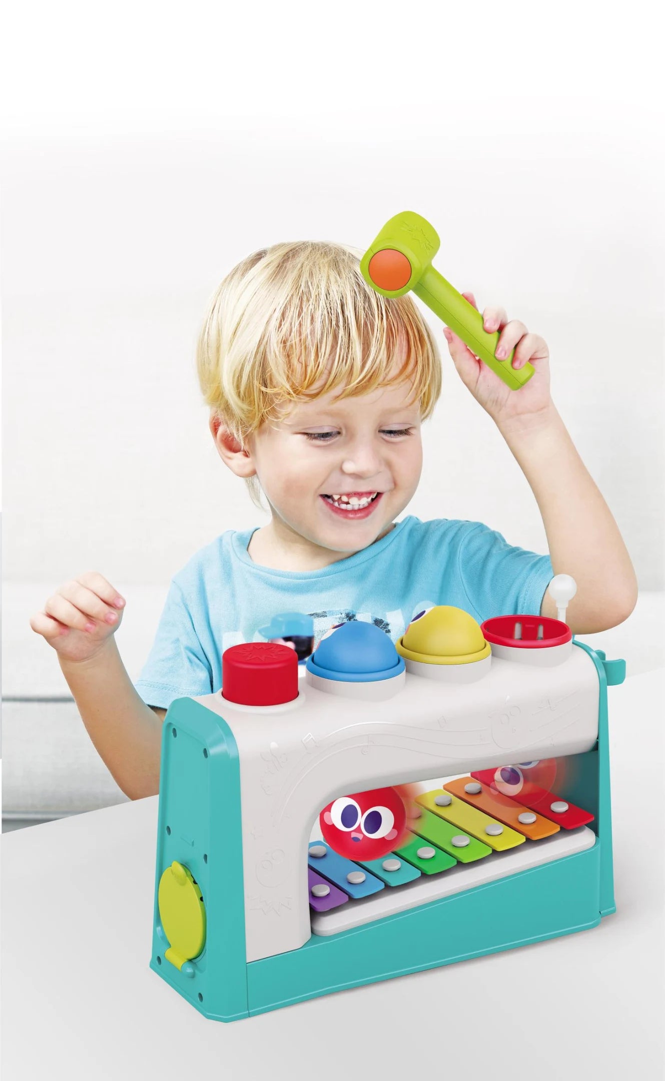 HOLA – Multifunctional Music Center