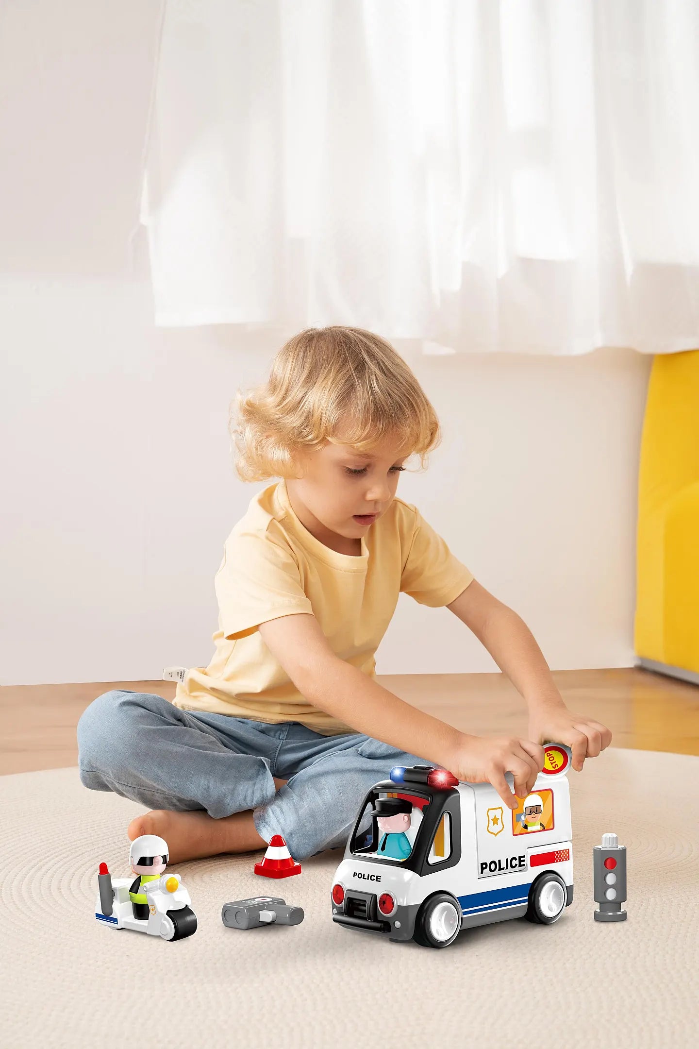 HOLA – Early Learning Police Car