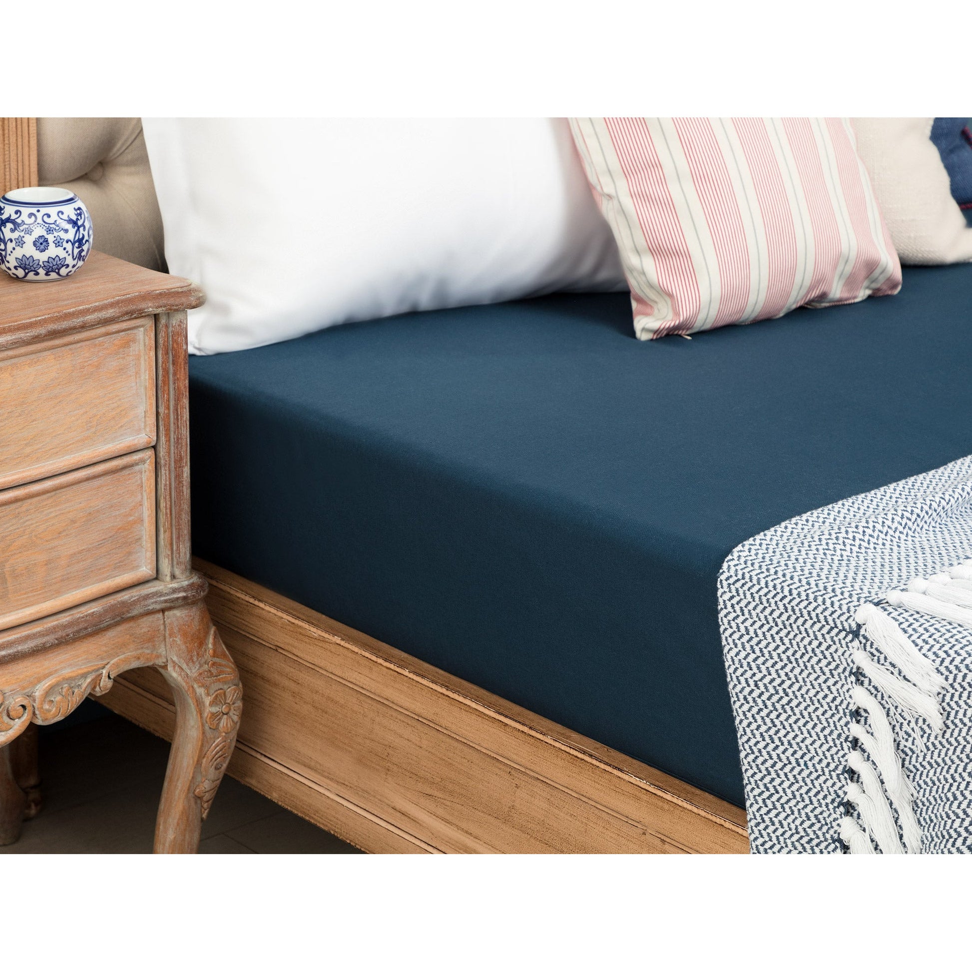 Manon King-Size Ranforce Fitted Bed Sheet - Navy