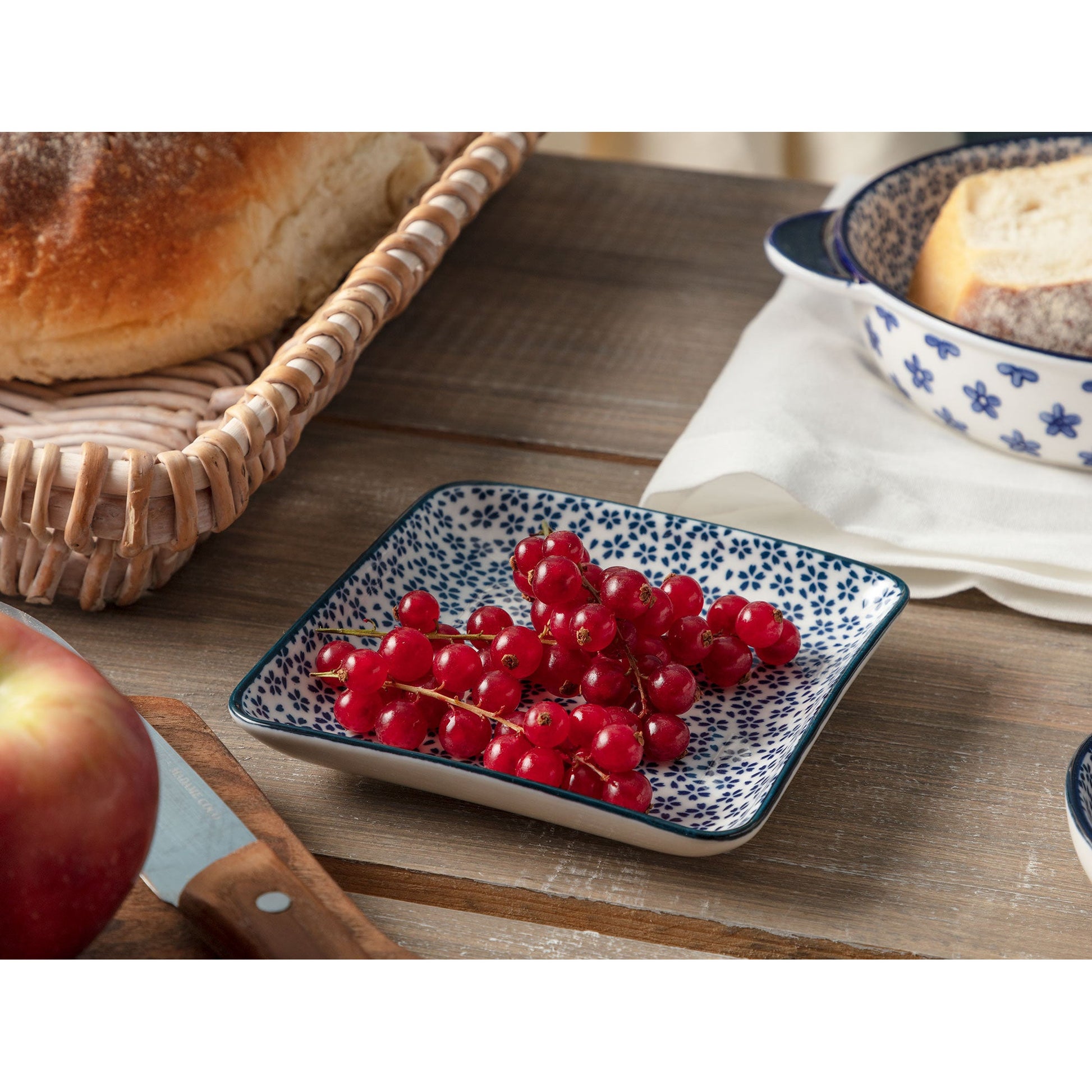 Rve Bleu Fleur Sauvage Square Plate